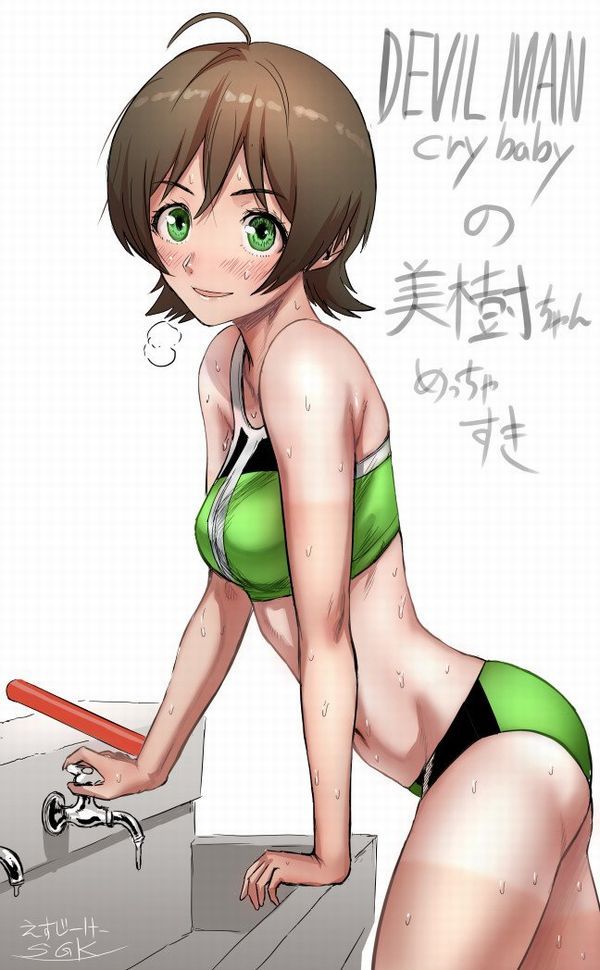 陸上競技をしている女の子の画像